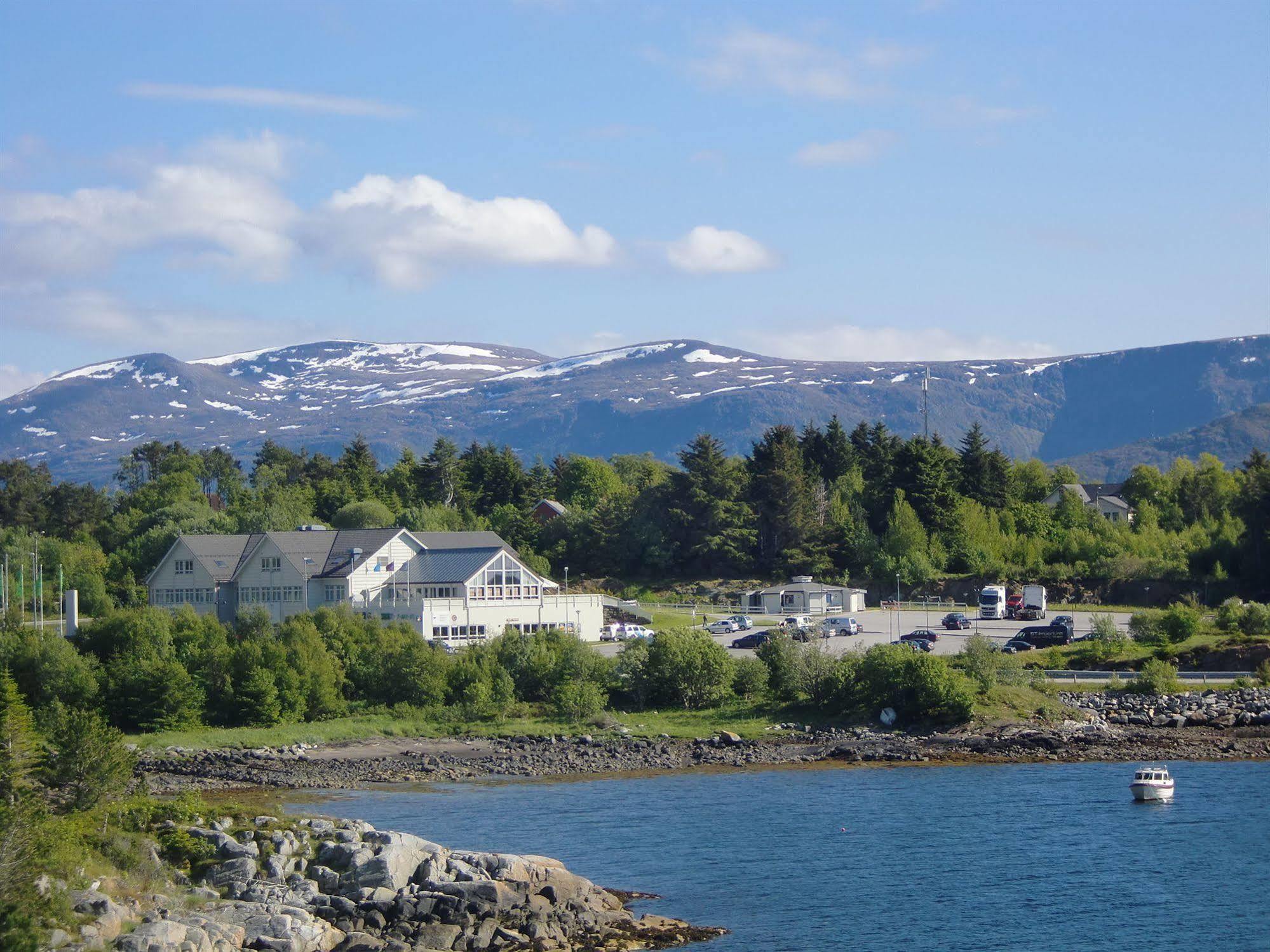 Aalesund Airport Hotel Ytterland Εξωτερικό φωτογραφία