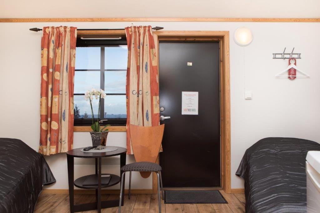Aalesund Airport Hotel Ytterland Εξωτερικό φωτογραφία